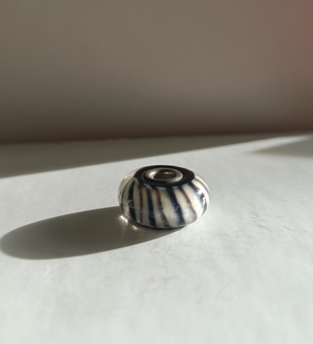 Genuine trollbeads grey wolf - genuine,
