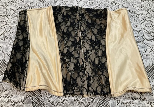 Cacique gold black - w/black, lace