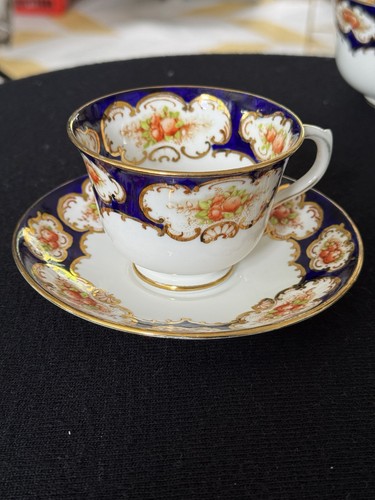 Royal albert crown bone - crown, china