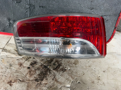 Toyota avensis hatchback - hatchback, rear