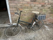 Arrow Vintage Shopper Bike In Need Of Restioration