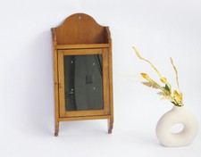 Small vintage lacquered wooden - small,