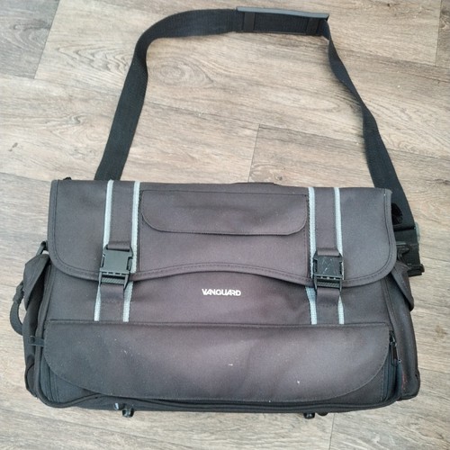 Large vanguard padded - padded, camera