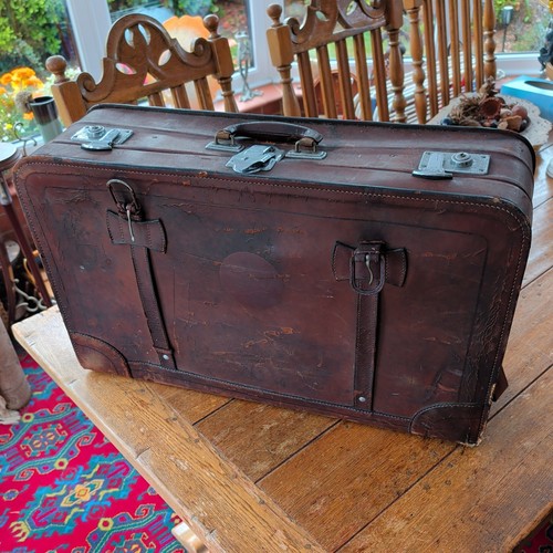Antique large brown leather - -,