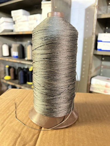 Nylon thread foliage green - thread, 32