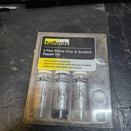 Halfords audi ming blue - halfords,