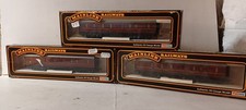 OO gauge NEAR MINT 3x Mainline LMS Parcels Utility GUV Type Coach Van Maroon