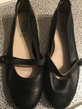 LADIES BLACK CUMFY SHOES WITH FIXED STRAP SIZE 5 EEE FITTING SEE ALL PHOTOGRAPHS