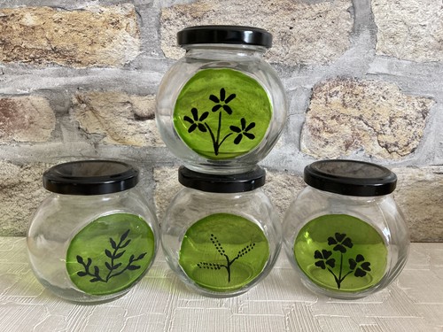 Set small storage - of,