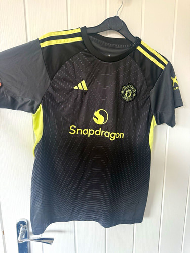Manchester united training kit - training,