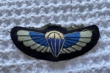 A SAS PARACHUTE WING ( Special Air Service ).