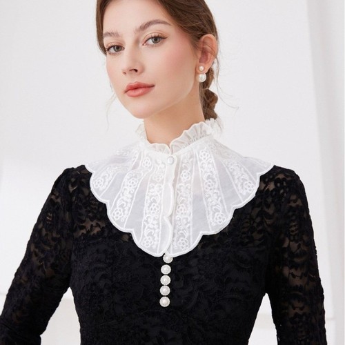 Embroidered ruffle collar - ruffle,