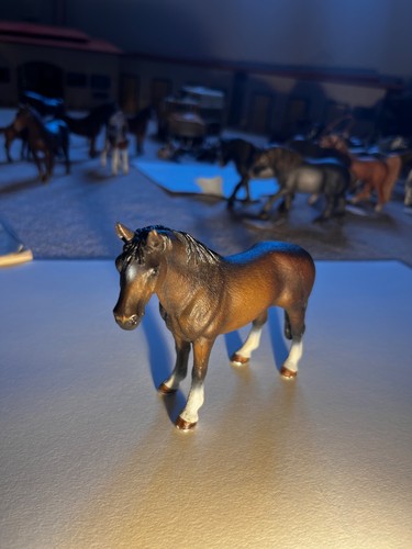 Schleich brown hanoverian - schleich,