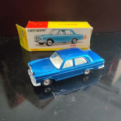 Dinky toys 160 mercedes - mercedes, benz