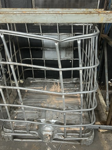 Ibc tanks metal cages - tanks,