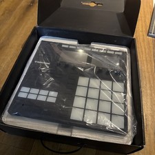 Native Instruments MK3 Control