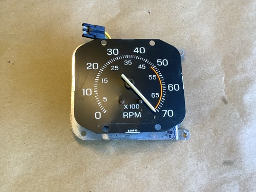 Tachometer amc eagle - 830915, sw