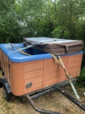 SWIM SPA HOT TUB WITH COVER