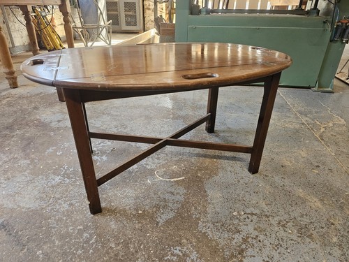 Butlers table - butlers,