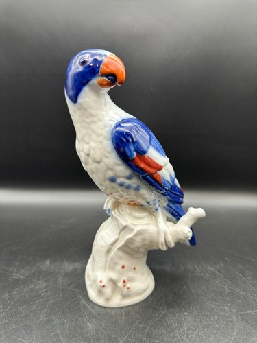 Kpm porcelain figurine - porcelain,