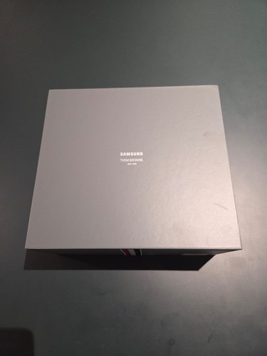 Thom browne samsung - samsung, set