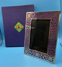 NEW IN BOX BEAUTIFUL  QUALITY