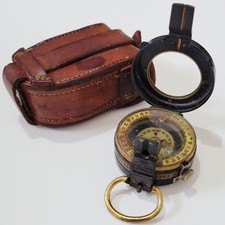 WW1 - COLDSTREAM GUARDS - NAMED COMPASS IN CASE - MILITARY WAR BRITISH ARMY 