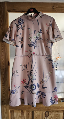 Sisvo pink floral crepe round - sisvo,