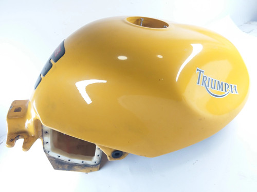 Triumph sprint 955i t695 - triumph,