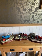 Border Fine Arts Tractor