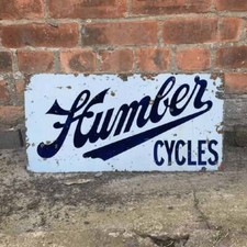 Metal Distressed Retro Design