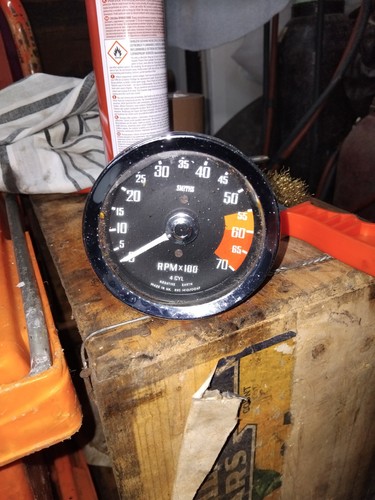 Mgb roadster tachometer - gt,