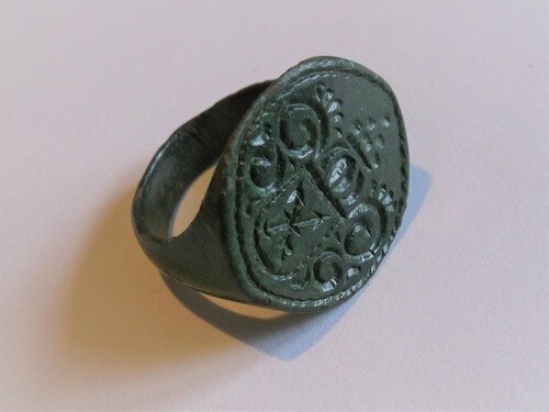 Large medieval bronze seal - medieval,