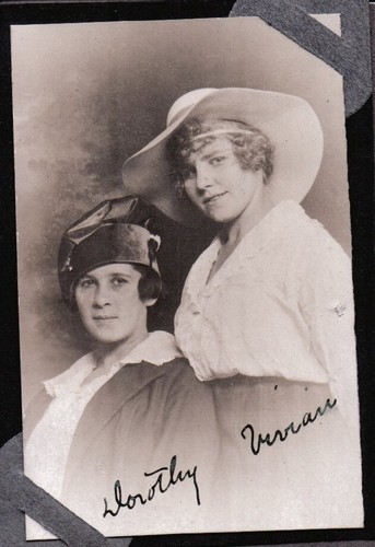 Vintage photograph 1920 - vintage,