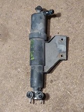 HEADLIGHT WASHER JET RIGHT