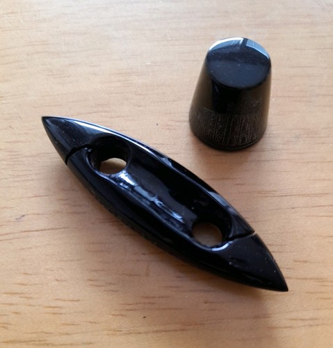 Horn tatting shuttle - tatting,