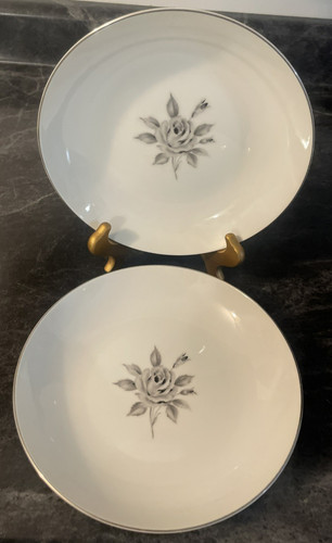 Wellington fine china - 2, bowls
