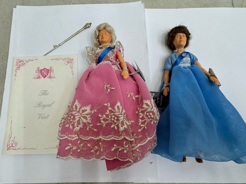 Royal visit commemorative set - royal,