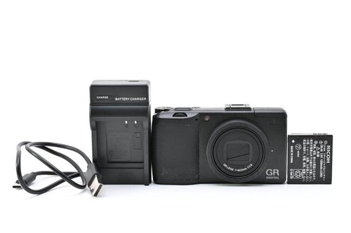Ricoh digital iii - gr,