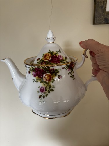Royal albert old - royal,