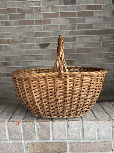 Large vintage wicker willow - large,