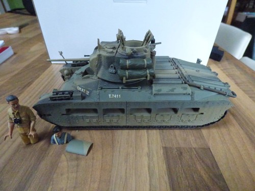 Rare thomas gunn miniatures - thomas,