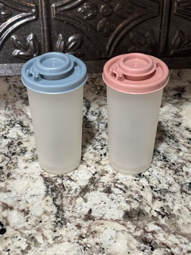 Sets tupperware salt and - 2,