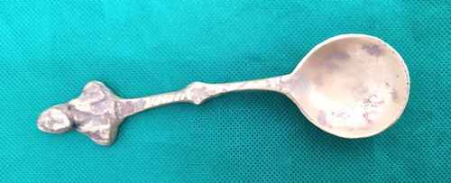 Spoon gentleman on the - spoon, ||
