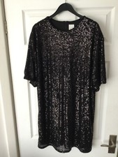 H&M BLACK SPARKLY SEQUIN PARTY DRESS, MEDIUM, SHORT SLEEVE, LINED, length 34ins