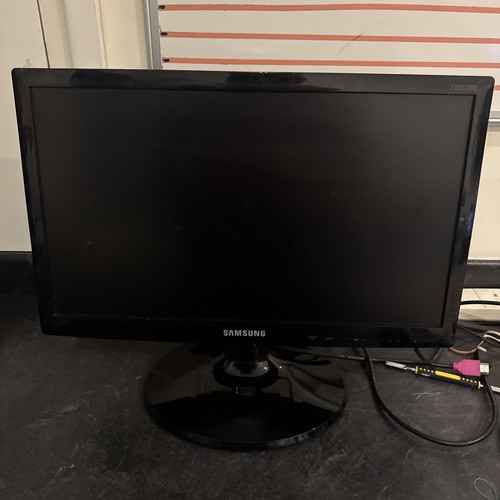 Samsung t19c300ew led tv - 19",