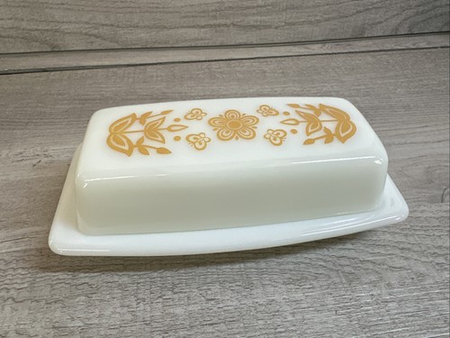 Vintage 1970s pyrex - pyrex, butter