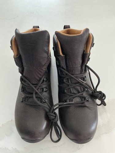 Berghaus brown leather walking - brown,