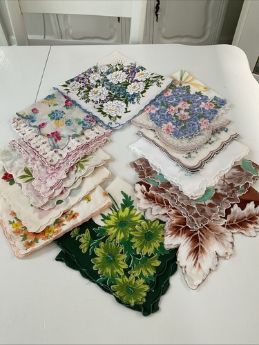 Vintage ladies hankies lot - ladies,