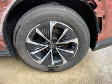 LEXUS RZ 300E ALLOY WHEEL AND TYRE 235/60/18 4261146060